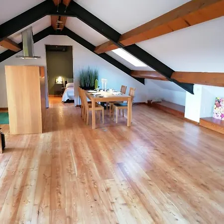 Uno Apartment